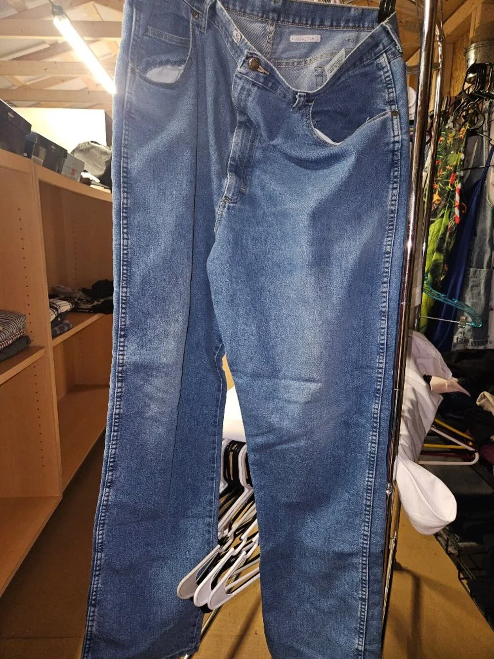 Wrangler Blue Jeans Size 42 x 36 - Classic Blue Denim